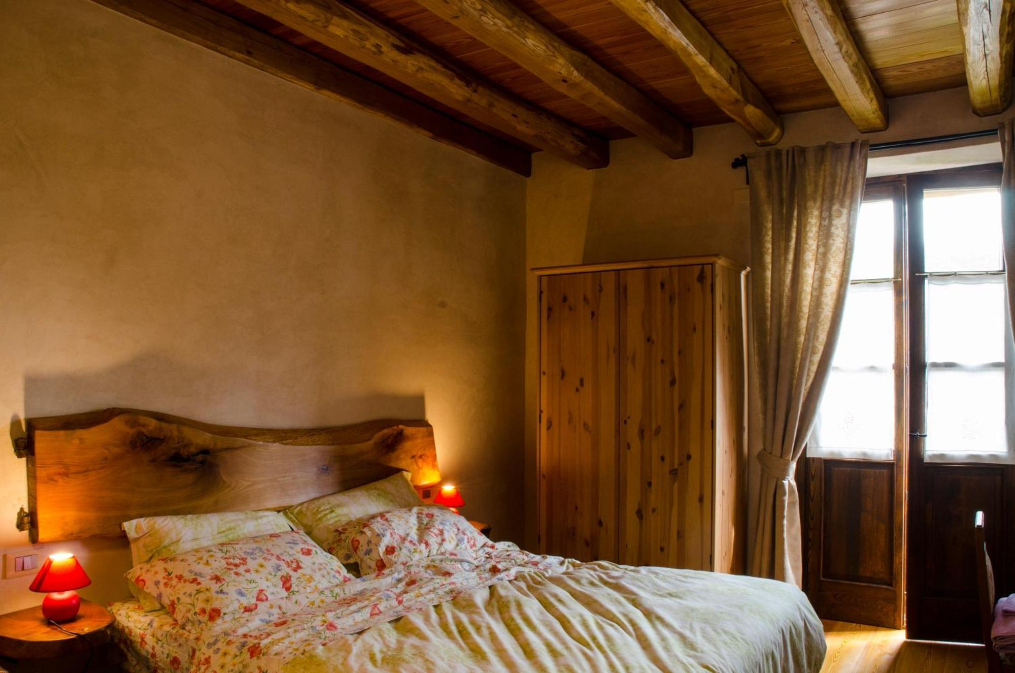 Agriturismo Il Posto Delle Fragole Сан Джовани Бианко Екстериор снимка