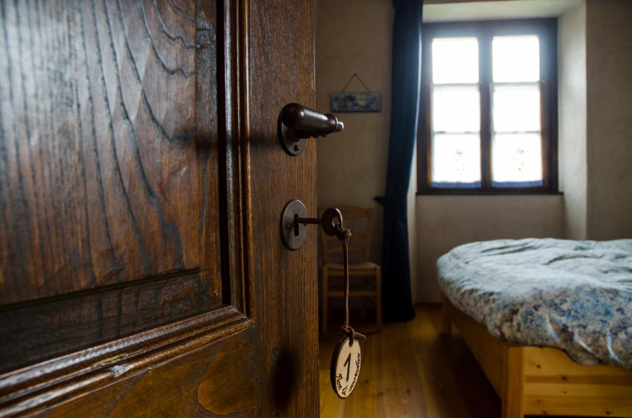 Agriturismo Il Posto Delle Fragole Сан Джовани Бианко Екстериор снимка