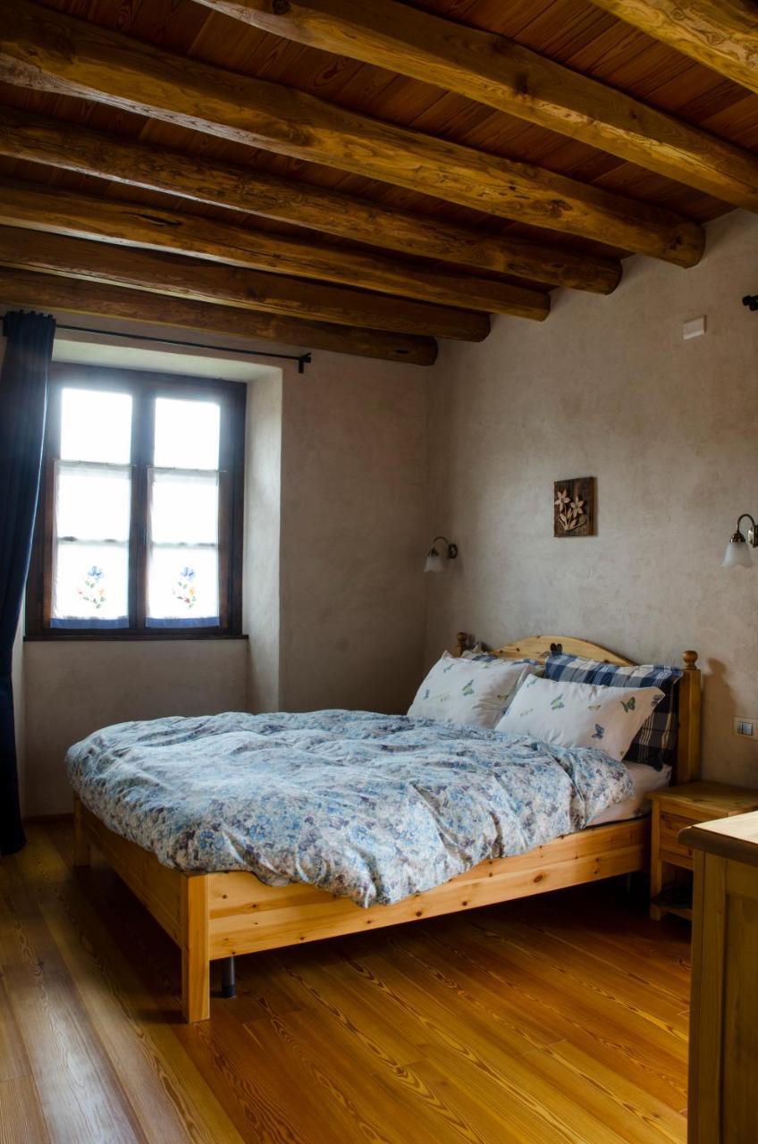 Agriturismo Il Posto Delle Fragole Сан Джовани Бианко Екстериор снимка