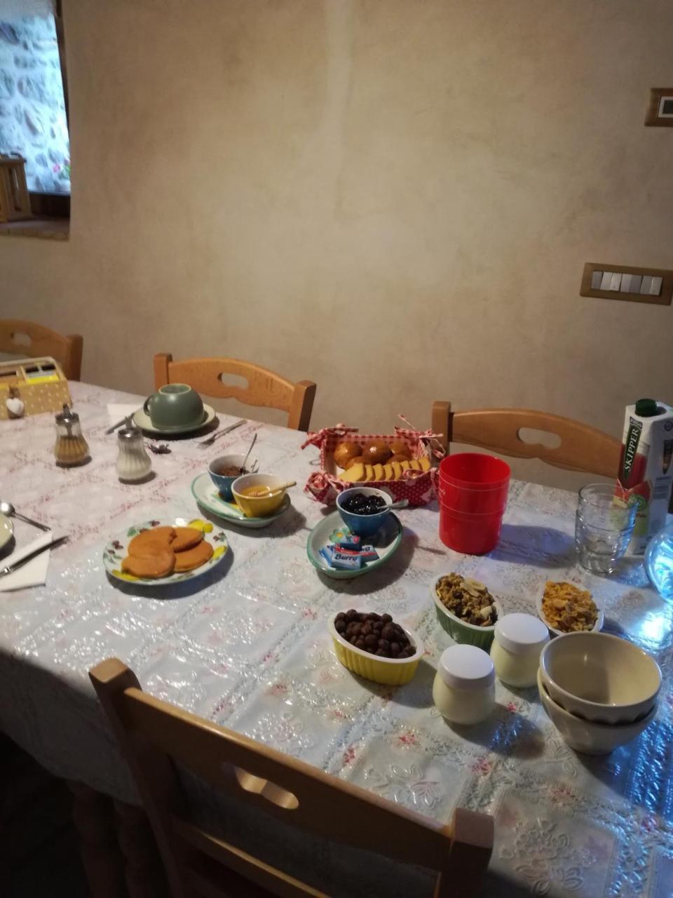Agriturismo Il Posto Delle Fragole Сан Джовани Бианко Екстериор снимка